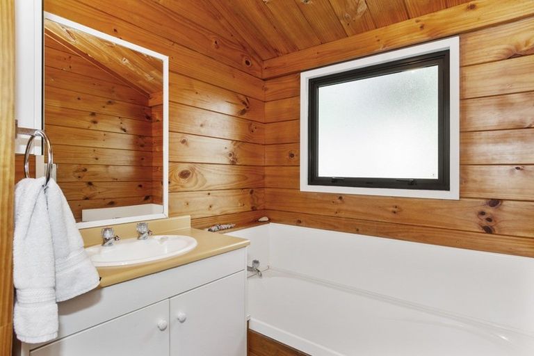 Photo of property in 88 Oceanview Road, Mount Maunganui, 3116