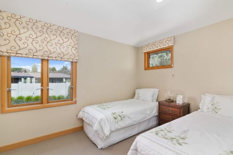 Photo of property in 25 Mapara Road, Acacia Bay, Taupo, 3385