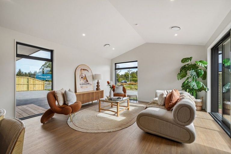 Photo of property in 2 Rowland Place, Rangiora, 7400