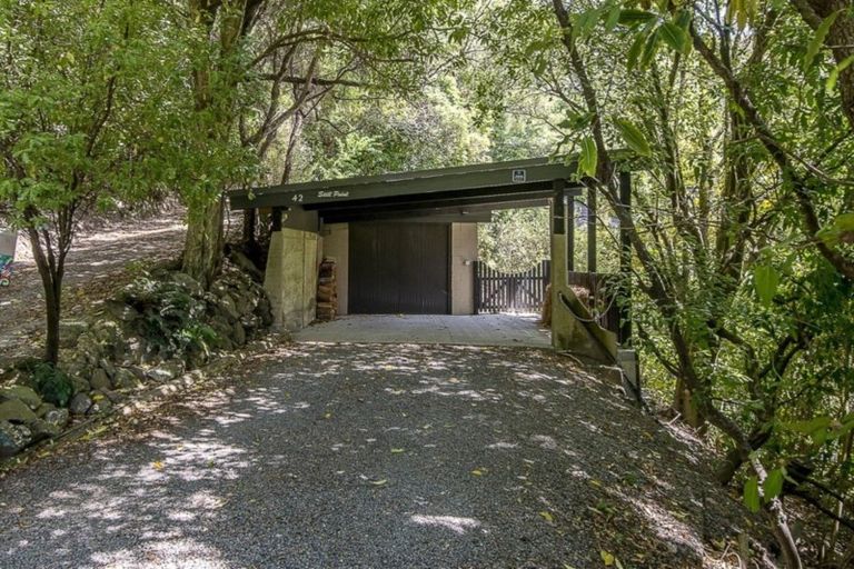 Photo of property in 42 Zephyr Terrace, Governors Bay, Lyttelton, 8971