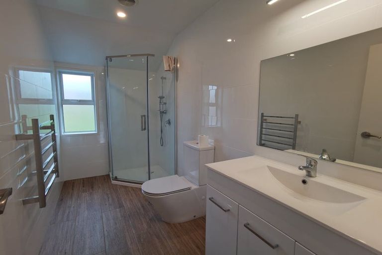 Photo of property in 25a Addison Drive, Glendene, Auckland, 0602