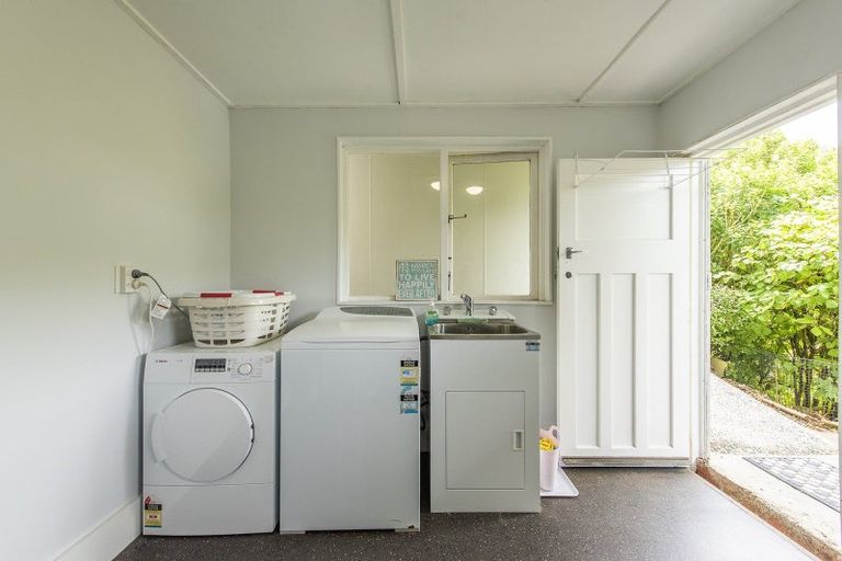 Photo of property in 34 Pembroke Road, Northland, Wellington, 6012