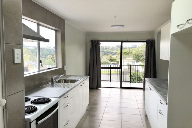 Photo of property in 1/7 Classic Grove, Bayview, Auckland, 0629