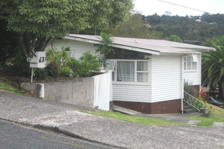 Photo of property in 63 Peach Road, Glenfield, Auckland, 0629