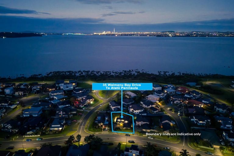Photo of property in 35 Waimanu Bay Drive, Te Atatu Peninsula, Auckland, 0610