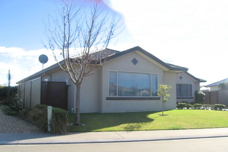 Photo of property in 6 Rosehill Way, Taradale, Napier, 4112