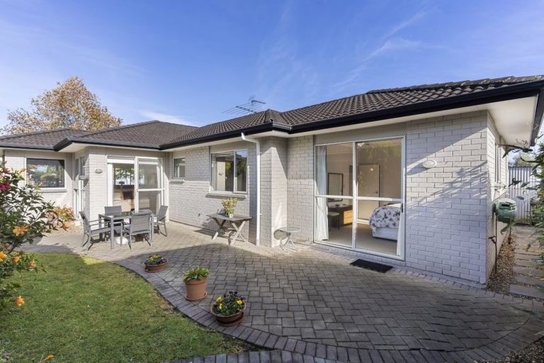 Photo of property in 76 Baverstock Road, Flat Bush, Auckland, 2016