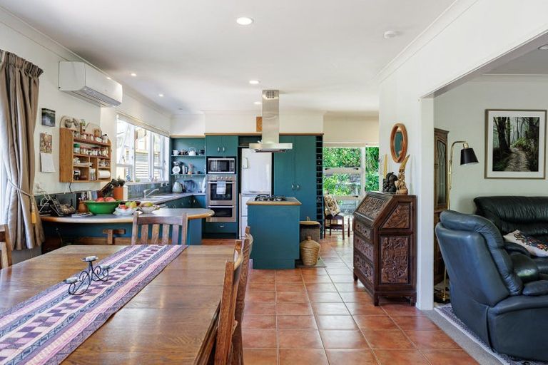 Photo of property in 17a Kopanga Road, Havelock North, 4130