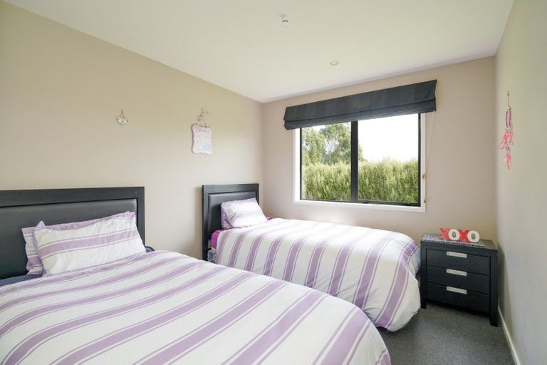 Photo of property in 53 Steel Road, West Plains, Invercargill, 9874