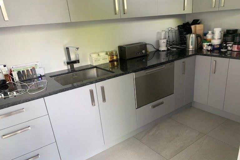 Photo of property in 125 Queen Street, Pukekohe, 2120