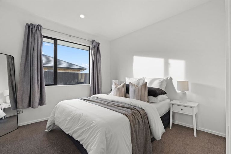 Photo of property in 2 Meyer Crescent, Halswell, Christchurch, 8025