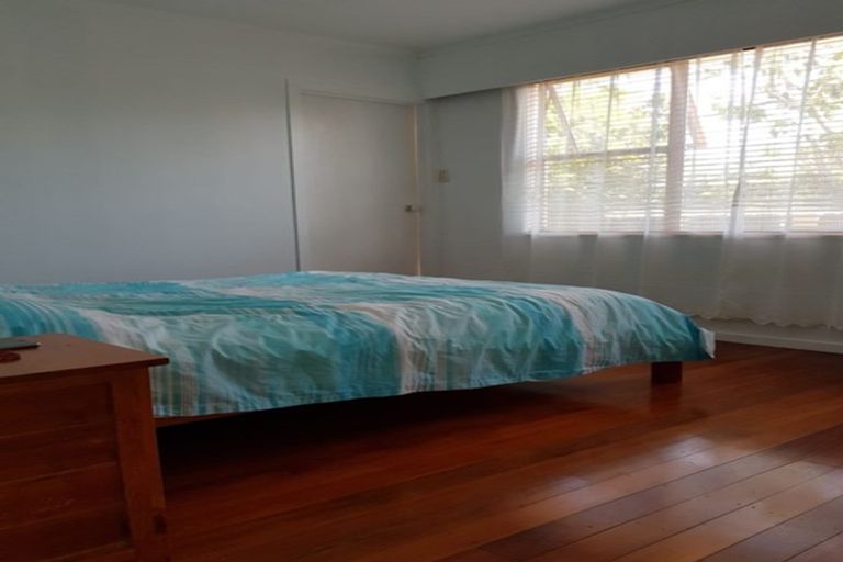 Photo of property in 51a Mellons Bay Road, Mellons Bay, Auckland, 2014