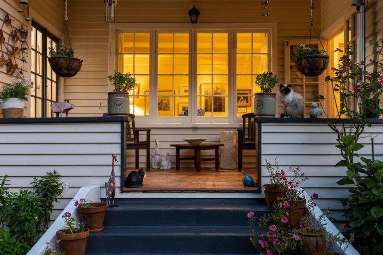 Photo of property in 1234 Paekakariki Hill Road, Paekakariki Hill, Porirua, 5381