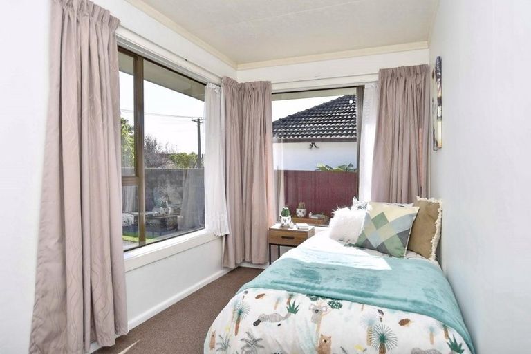 Photo of property in 23 Appleby Crescent, Burnside, Christchurch, 8053