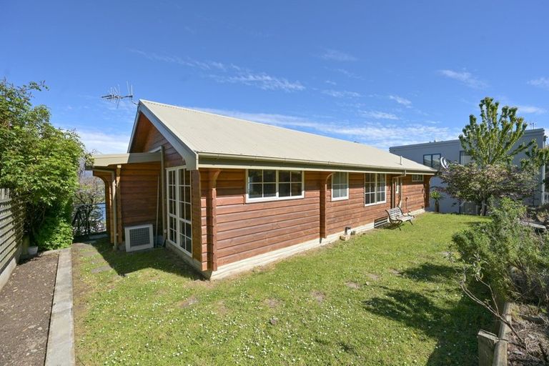 Photo of property in 106 Panorama Terrace, Queenstown, 9300