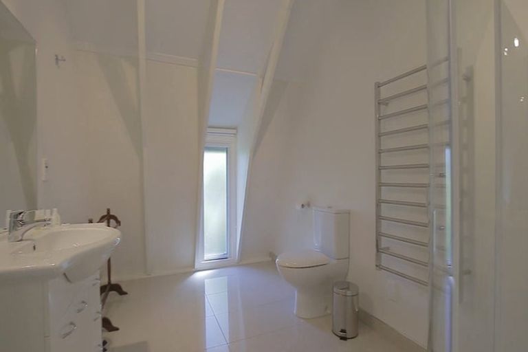 Photo of property in Atholwood Luxury Accommodation, 118 Bronte Road East, Bronte, Upper Moutere, 7173