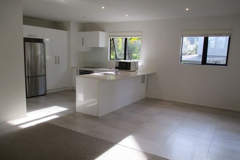 Photo of property in 20d Konini Road, Titirangi, Auckland, 0604