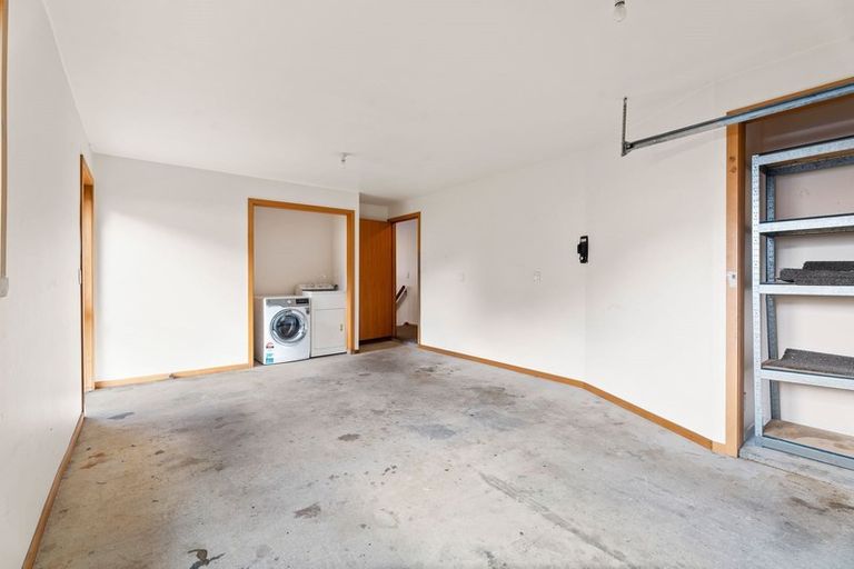 Photo of property in 138a Wynyard Crescent, Fernhill, Queenstown, 9300