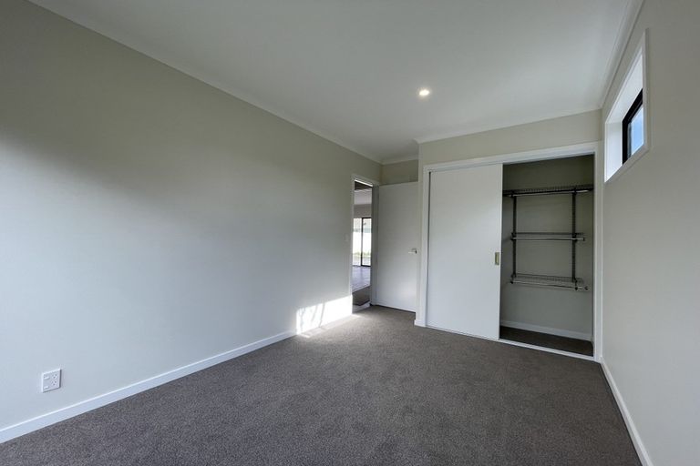 Photo of property in 392a Cambridge Terrace, Naenae, Lower Hutt, 5011