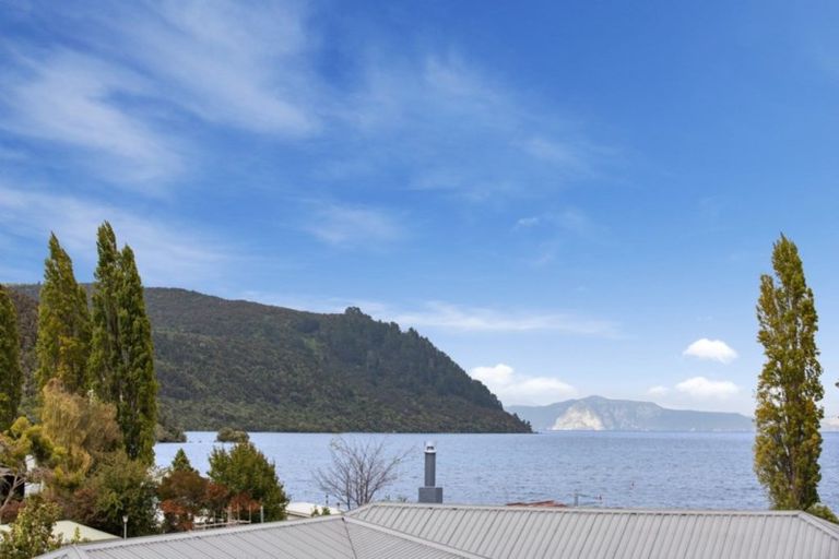 Photo of property in 22 Marina Terrace, Kinloch, Taupo, 3377