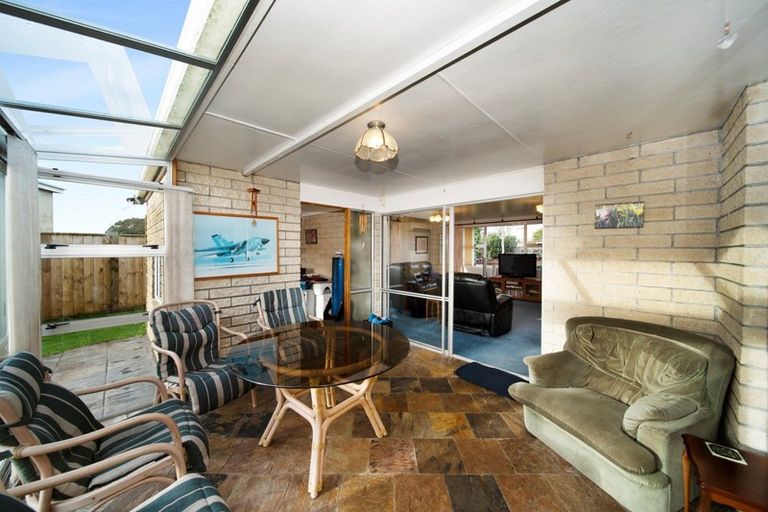 Photo of property in 12 Green Lane, Hawera, 4610