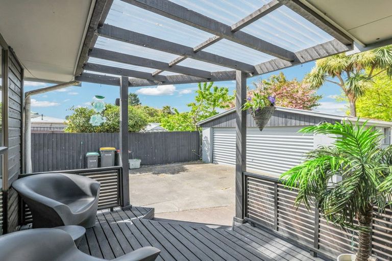 Photo of property in 12 Thurso Place, New Brighton, Christchurch, 8083