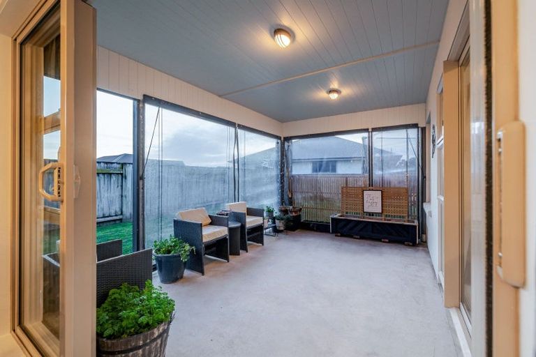 Photo of property in 19 Meridian Grove, Kelvin Grove, Palmerston North, 4414