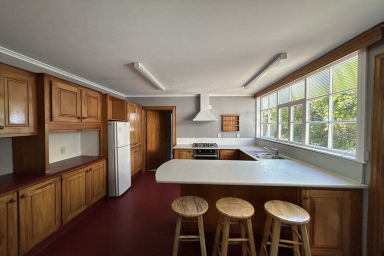 Photo of property in 30 Hargreaves Street, Mount Cook, Wellington, 6021