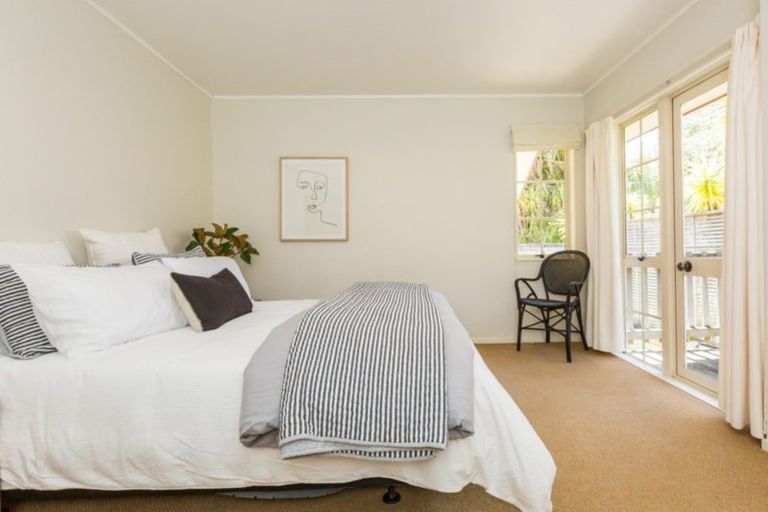 Photo of property in 6a Busby Place, Havelock North, 4130