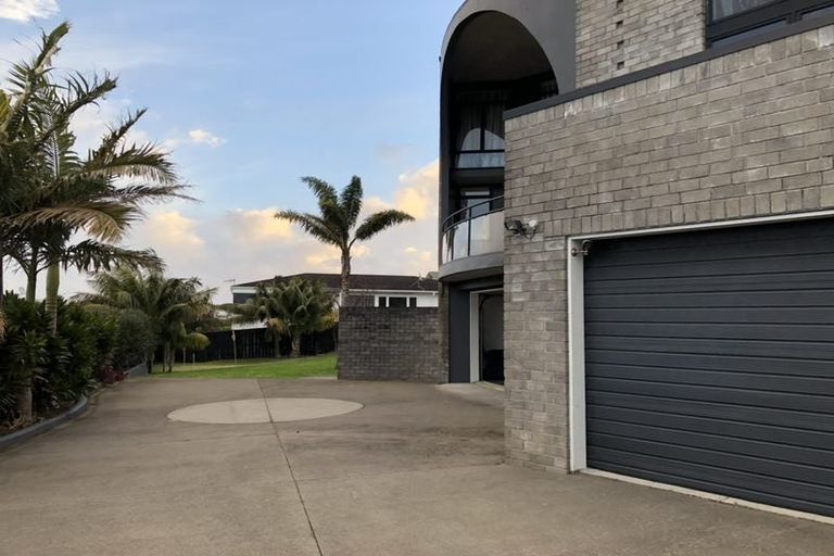 Photo of property in 26 Marama Street, Castor Bay, Auckland, 0620