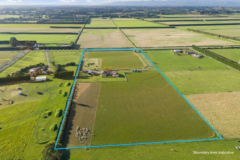 Photo of property in 113 Pearces Road, West Melton, Christchurch, 7675