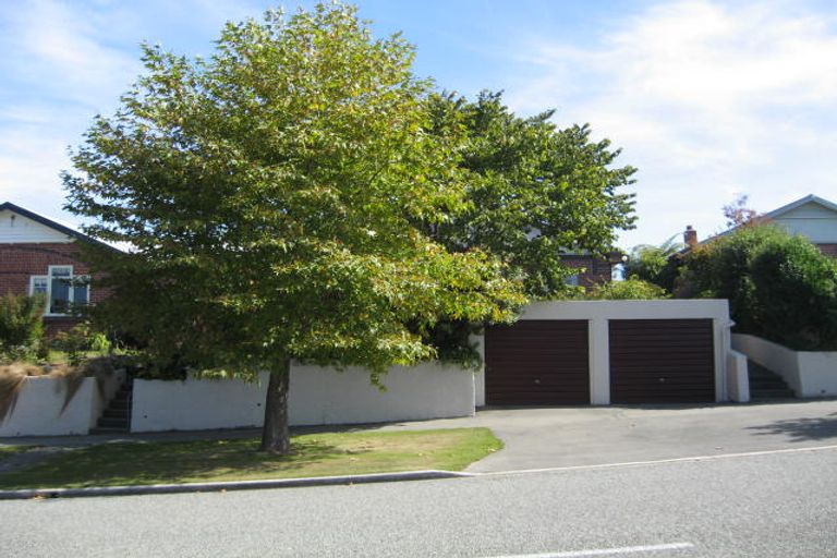 Photo of property in 76 Avenue Road, West End, Timaru, 7910