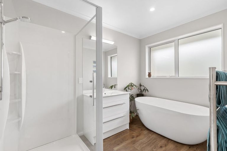 Photo of property in 18 Woolshed Drive, Stoke, Nelson, 7011