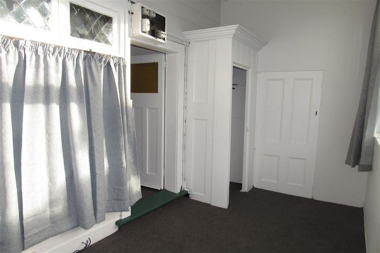 Photo of property in 195 The Terrace, Wellington Central, Wellington, 6011