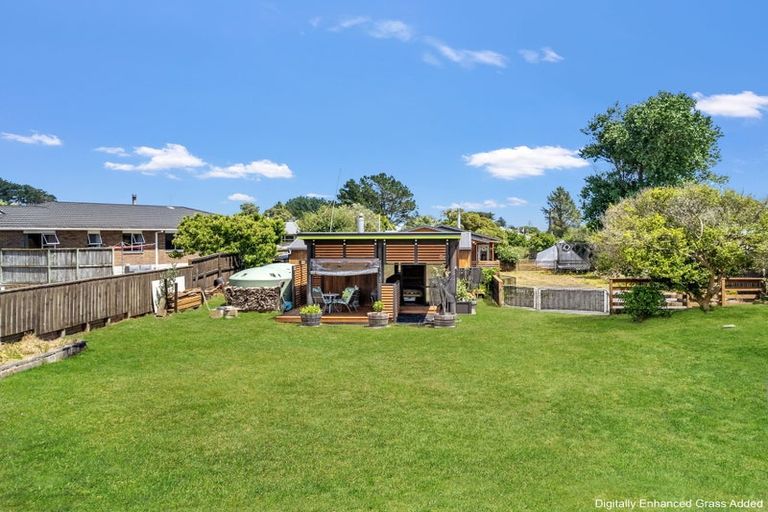 Photo of property in 573a Waitarere Beach Road, Waitarere Beach, Levin, 5510