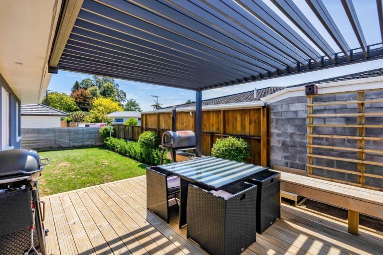 Photo of property in 132 Govett Avenue, Frankleigh Park, New Plymouth, 4310