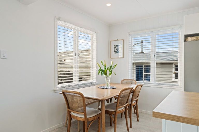 Photo of property in 22 Penrith Street, Westown, New Plymouth, 4310