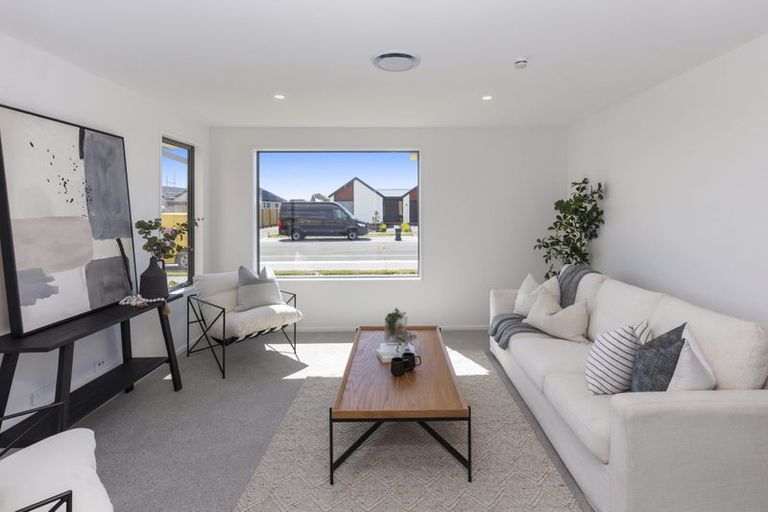 Photo of property in 104 Skibbereen Drive, Halswell, 8025