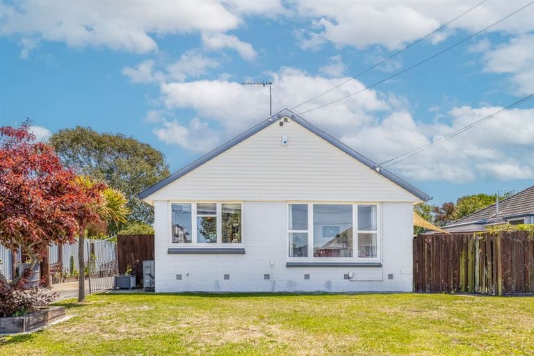 Photo of property in 21 Corhampton Street, Aranui, Christchurch, 8061