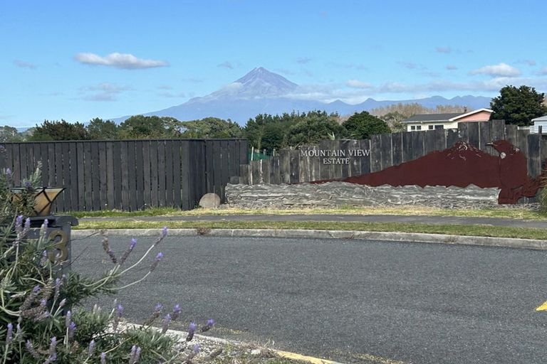 Photo of property in 3 Jersey Place, Bell Block, New Plymouth, 4312