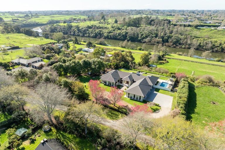 Photo of property in 2/60 Lowe Road, Rukuhia, Hamilton, 3282