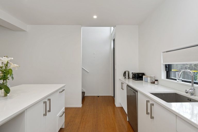 Photo of property in 43b Winton Street, St Albans, Christchurch, 8014