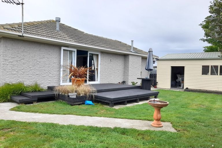 Photo of property in 23 Barclay Place, Burwood, Christchurch, 8061