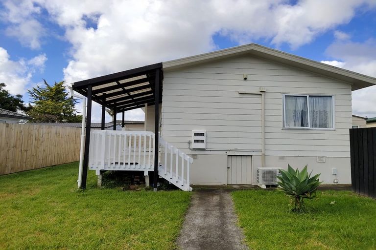 Photo of property in 27 Penion Drive, Flat Bush, Auckland, 2023