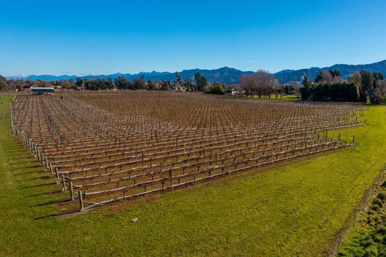 Photo of property in 34a Ferry Road, Days Bay, Lower Hutt, 5013