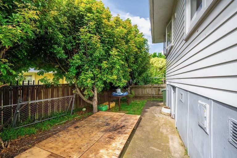 Photo of property in 81 Ennis Avenue, Pakuranga Heights, Auckland, 2010