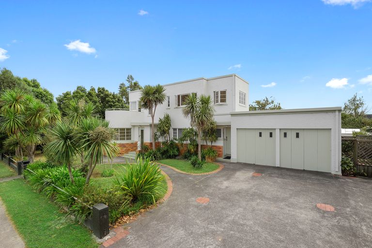 Photo of property in 84 Kenrick Street, Te Aroha, 3320