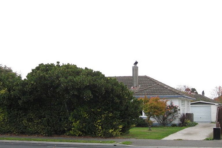 Photo of property in 56 Curletts Road, Sockburn, Christchurch, 8042