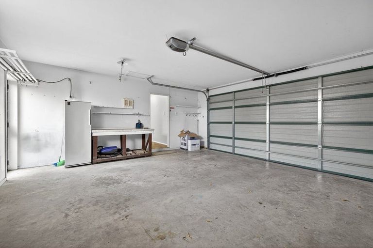 Photo of property in 2/58a Daniels Road, Redwood, Christchurch, 8051