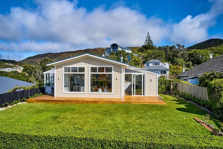 Photo of property in 70 Heke Street, Ngaio, Wellington, 6035